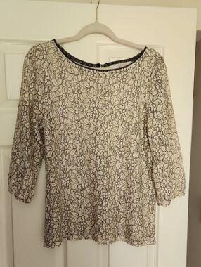 LOFT Cream and Black Floral Lace Long Sleeve Top
